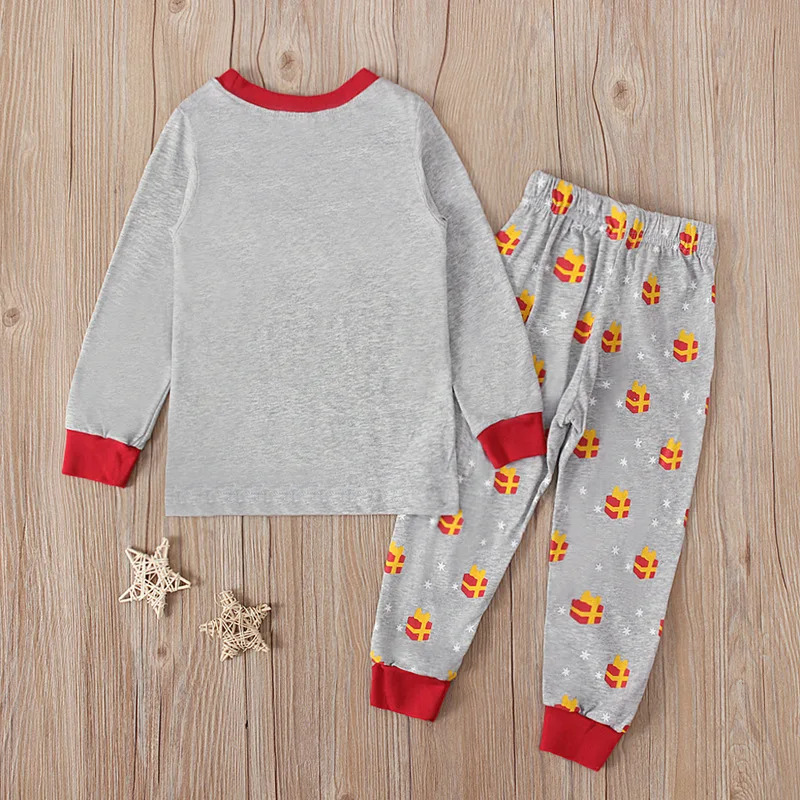 Pijamas grises con estampado d - Baby Clothing Set reseña y precio
