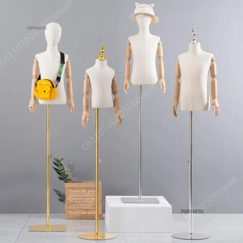 Maniquí de Torso Infantil con  - Baby Clothing Store reseña y precio
