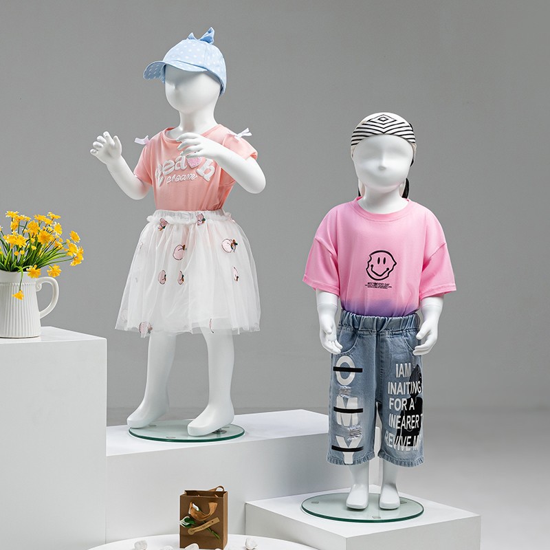 Maniquíes infantiles de cuerpo - Baby Clothing Store reseña y precio